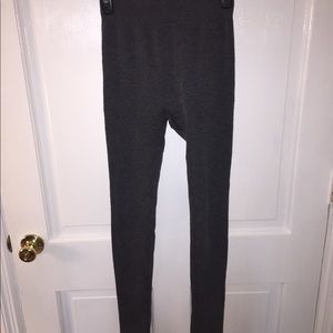 Knit grey leggings